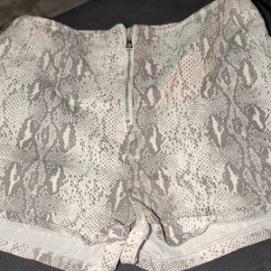 High-Waist Snake Print Women's Shorts in Light Gray